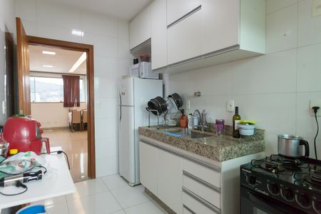 Apartamento para alugar com 220m², 3 quartos e 2 vagas Apartamento para alugar com 220m², 3 quartos e 2 vagasCozinha
