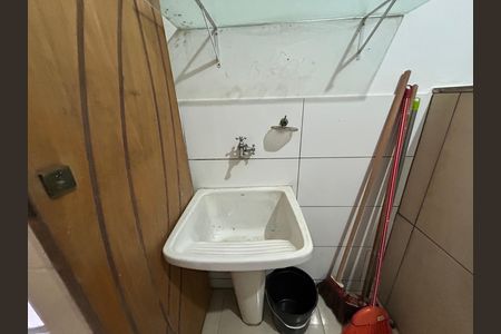 Casa para alugar com 80m², 2 quartos e sem vagaÁrea de Serviço