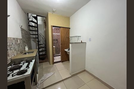Casa para alugar com 80m², 2 quartos e sem vagaCozinha