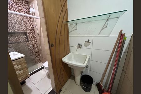 Casa para alugar com 80m², 2 quartos e sem vagaÁrea de Serviço