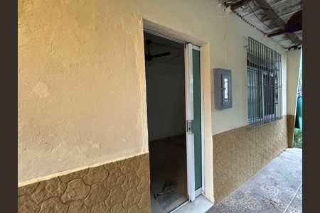Casa para alugar com 80m², 2 quartos e sem vagaVaranda