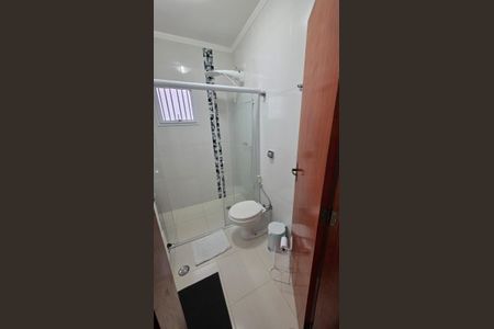 Banheiro de casa à venda com 3 quartos, 225m² em Vila Lucia, São Paulo