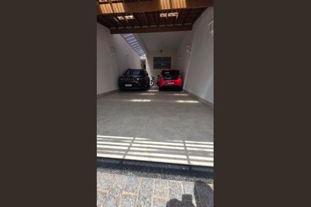 Garagem de casa à venda com 3 quartos, 225m² em Vila Lucia, São Paulo