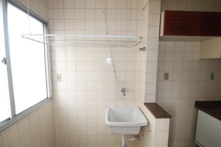 Apartamento para alugar com 60m², 3 quartos e 1 vagaÁrea de Serviço