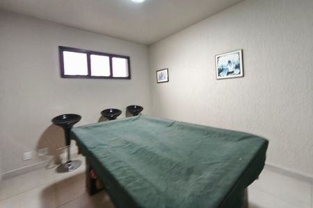 Apartamento à venda com 200m², 4 quartos e 2 vagas Apartamento à venda com 200m², 4 quartos e 2 vagasSalão de jogos