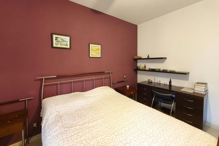 Apartamento à venda com 200m², 4 quartos e 2 vagas Apartamento à venda com 200m², 4 quartos e 2 vagasQuarto Suíte