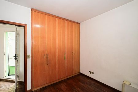 Casa à venda com 200m², 3 quartos e 3 vagasQuarto 2
