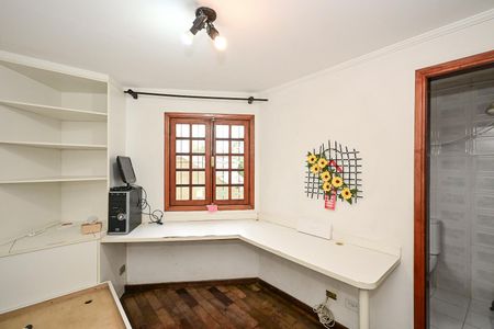 Casa à venda com 200m², 3 quartos e 3 vagasQuarto de Serviço