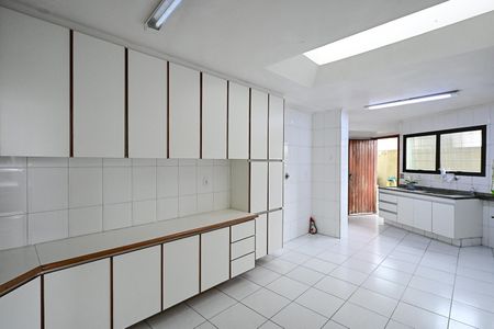 Casa à venda com 200m², 3 quartos e 3 vagasCozinha