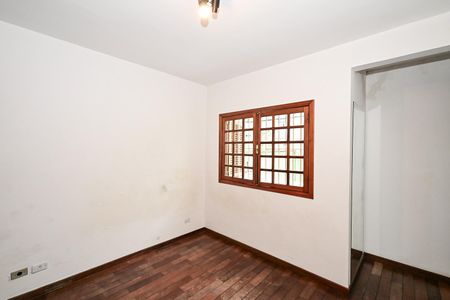Casa à venda com 200m², 3 quartos e 3 vagasSuíte