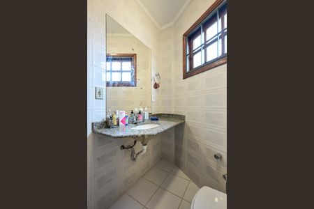 Casa à venda com 200m², 3 quartos e 3 vagasBanheiro de Serviço