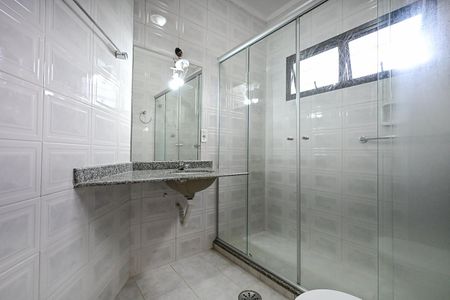Casa à venda com 200m², 3 quartos e 3 vagasBanheiro