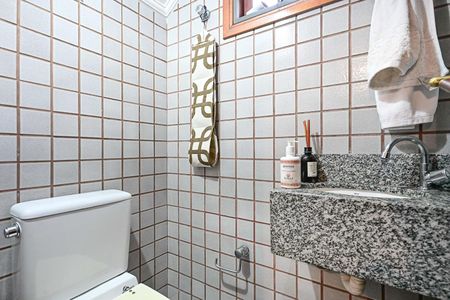 Casa à venda com 200m², 3 quartos e 3 vagasLavabo