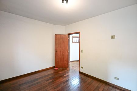 Casa à venda com 200m², 3 quartos e 3 vagasQuarto 1