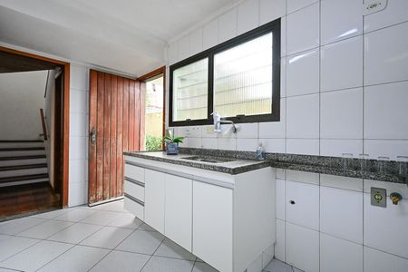 Casa à venda com 200m², 3 quartos e 3 vagasCozinha