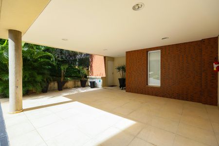 Casa de condomínio à venda com 300m², 3 quartos e 2 vagas Casa de condomínio à venda com 300m², 3 quartos e 2 vagasGaragem