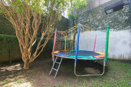 Casa de condomínio à venda com 300m², 3 quartos e 2 vagas Casa de condomínio à venda com 300m², 3 quartos e 2 vagasÁrea comum - Playground