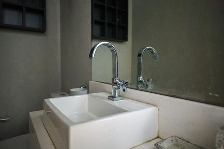 Casa de condomínio à venda com 300m², 3 quartos e 2 vagas Casa de condomínio à venda com 300m², 3 quartos e 2 vagasLavabo