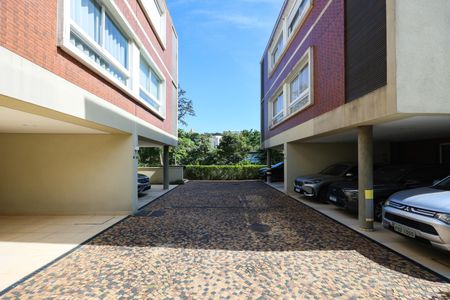Casa de condomínio à venda com 300m², 3 quartos e 2 vagas Casa de condomínio à venda com 300m², 3 quartos e 2 vagasÁrea comum