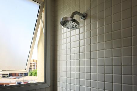 Casa de condomínio à venda com 300m², 3 quartos e 2 vagas Casa de condomínio à venda com 300m², 3 quartos e 2 vagasBanheiro da Suíte 1