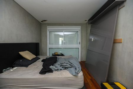 Casa de condomínio à venda com 300m², 3 quartos e 2 vagas Casa de condomínio à venda com 300m², 3 quartos e 2 vagasSuíte 2