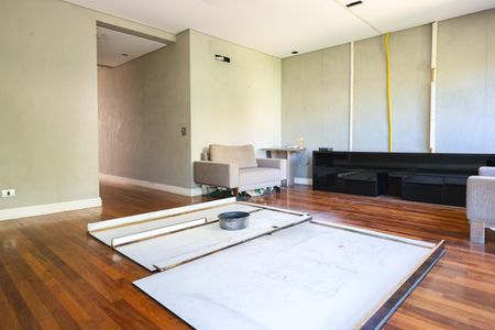 Sala Superior de casa de condomínio à venda com 3 quartos, 300m² em Vila Morumbi, São Paulo