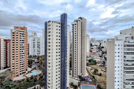 Apartamento para alugar com 148m², 3 quartos e 2 vagas Apartamento para alugar com 148m², 3 quartos e 2 vagasVista da Varanda