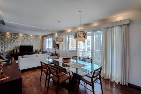 Apartamento para alugar com 148m², 3 quartos e 2 vagas Apartamento para alugar com 148m², 3 quartos e 2 vagasSala de Jantar