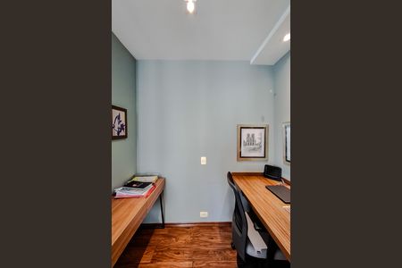 Apartamento para alugar com 148m², 3 quartos e 2 vagas Apartamento para alugar com 148m², 3 quartos e 2 vagasEscritório