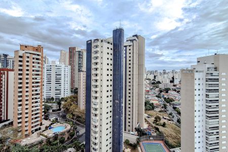 Apartamento para alugar com 148m², 3 quartos e 2 vagas Apartamento para alugar com 148m², 3 quartos e 2 vagasVista da Suíte 1