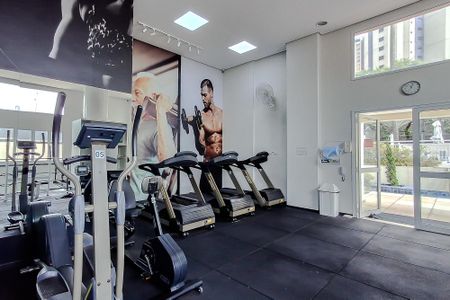 Apartamento para alugar com 148m², 3 quartos e 2 vagas Apartamento para alugar com 148m², 3 quartos e 2 vagasÁrea comum - Academia