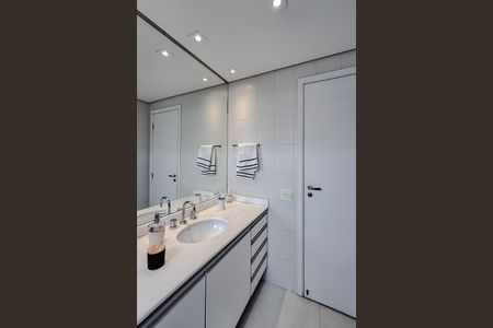 Apartamento para alugar com 148m², 3 quartos e 2 vagas Apartamento para alugar com 148m², 3 quartos e 2 vagasBanheiro da Suíte 3