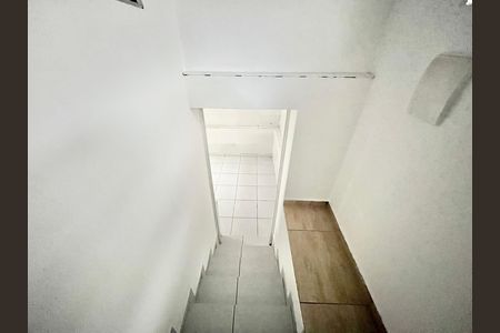Casa para alugar com 40m², 1 quarto e sem vagaEscada