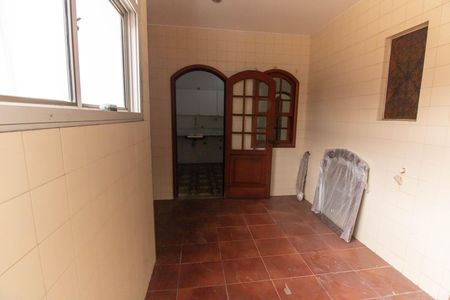 Casa para alugar com 334m², 3 quartos e 1 vagaÁrea de Serviço