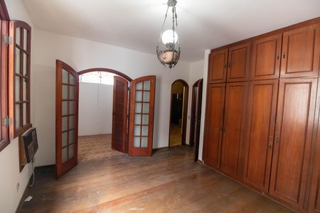 Casa para alugar com 334m², 3 quartos e 1 vagaSuíte 2