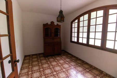 Casa para alugar com 334m², 3 quartos e 1 vagaCozinha 