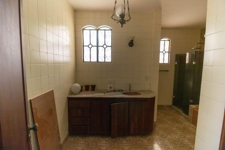 Casa para alugar com 334m², 3 quartos e 1 vagaBanheiro da Suíte 2