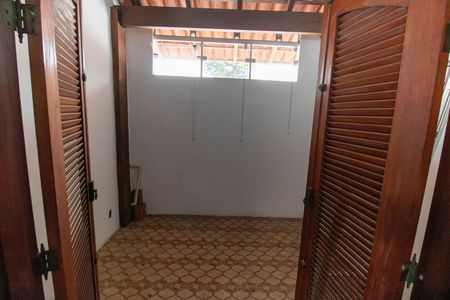 Casa para alugar com 334m², 3 quartos e 1 vagaSuíte 2