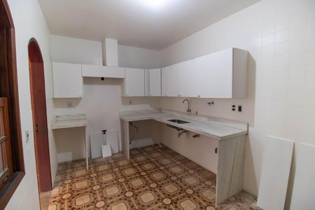 Casa para alugar com 334m², 3 quartos e 1 vagaCozinha