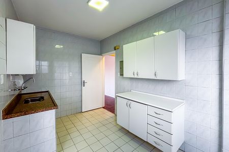 Apartamento para alugar com 102m², 2 quartos e sem vaga