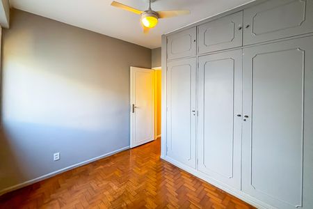 Apartamento para alugar com 102m², 2 quartos e sem vaga