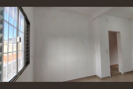 Casa para alugar com 70m², 2 quartos e sem vaga