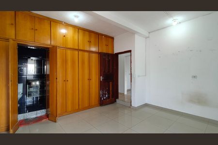 Casa para alugar com 70m², 2 quartos e sem vaga