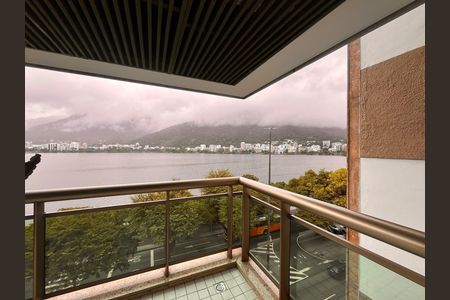 Apartamento à venda com 62m², 1 quarto e 1 vaga Apartamento à venda com 62m², 1 quarto e 1 vagaVaranda da suíte