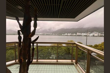 Apartamento à venda com 62m², 1 quarto e 1 vaga Apartamento à venda com 62m², 1 quarto e 1 vagaVaranda da suíte