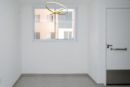 Sala de apartamento para alugar com 1 quarto, 45m² em Jardim Alvorada, Nova Iguaçu