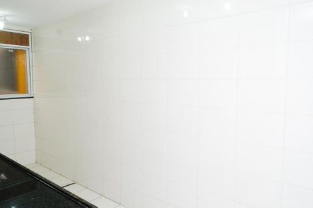 Cozinha de apartamento para alugar com 1 quarto, 45m² em Jardim Alvorada, Nova Iguaçu