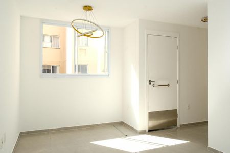 Sala de apartamento para alugar com 1 quarto, 45m² em Jardim Alvorada, Nova Iguaçu