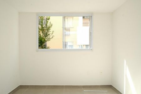 Quarto de apartamento para alugar com 1 quarto, 45m² em Jardim Alvorada, Nova Iguaçu