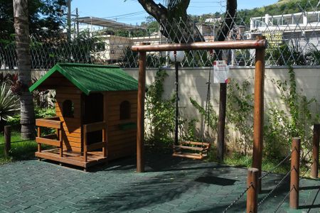 Apartamento para alugar com 45m², 1 quarto e 1 vaga Apartamento para alugar com 45m², 1 quarto e 1 vagaÁrea comum - Playground